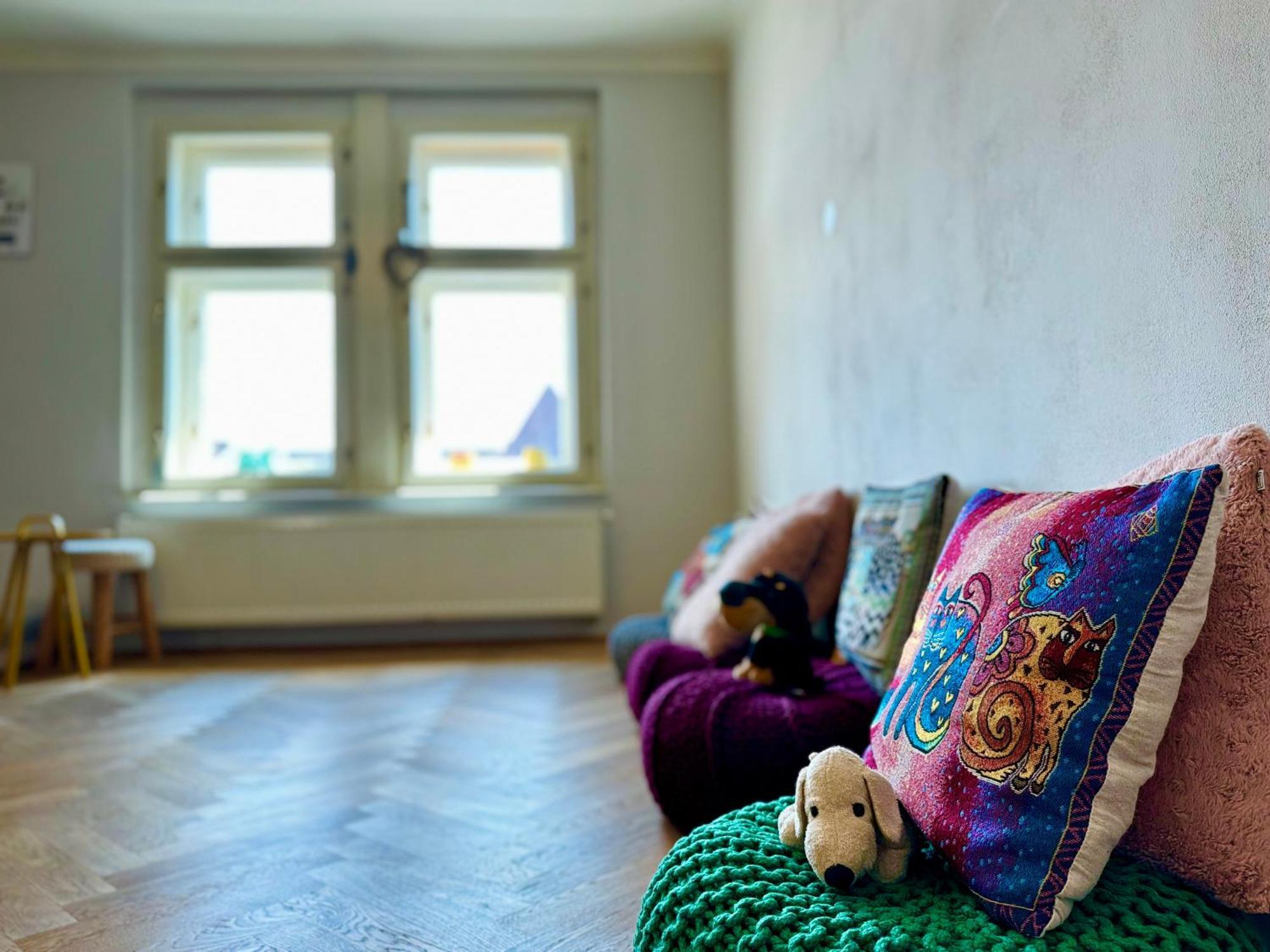 Knk Vibrant Central Spacious Hideaway Daire Hradec Králové Dış mekan fotoğraf