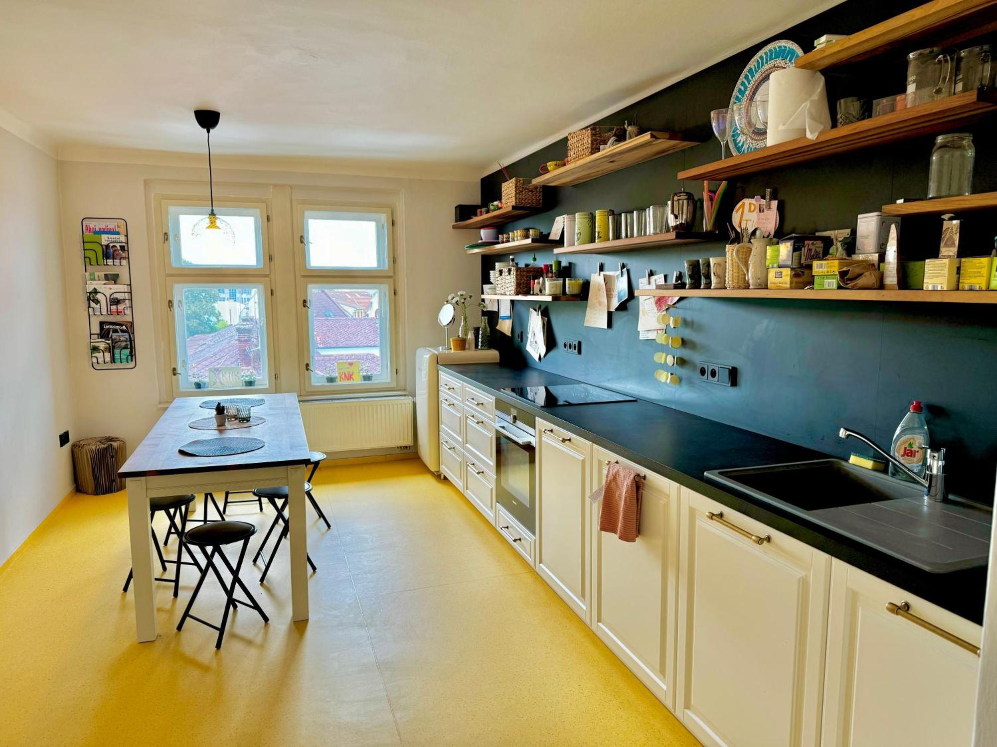 Knk Vibrant Central Spacious Hideaway Daire Hradec Králové Dış mekan fotoğraf